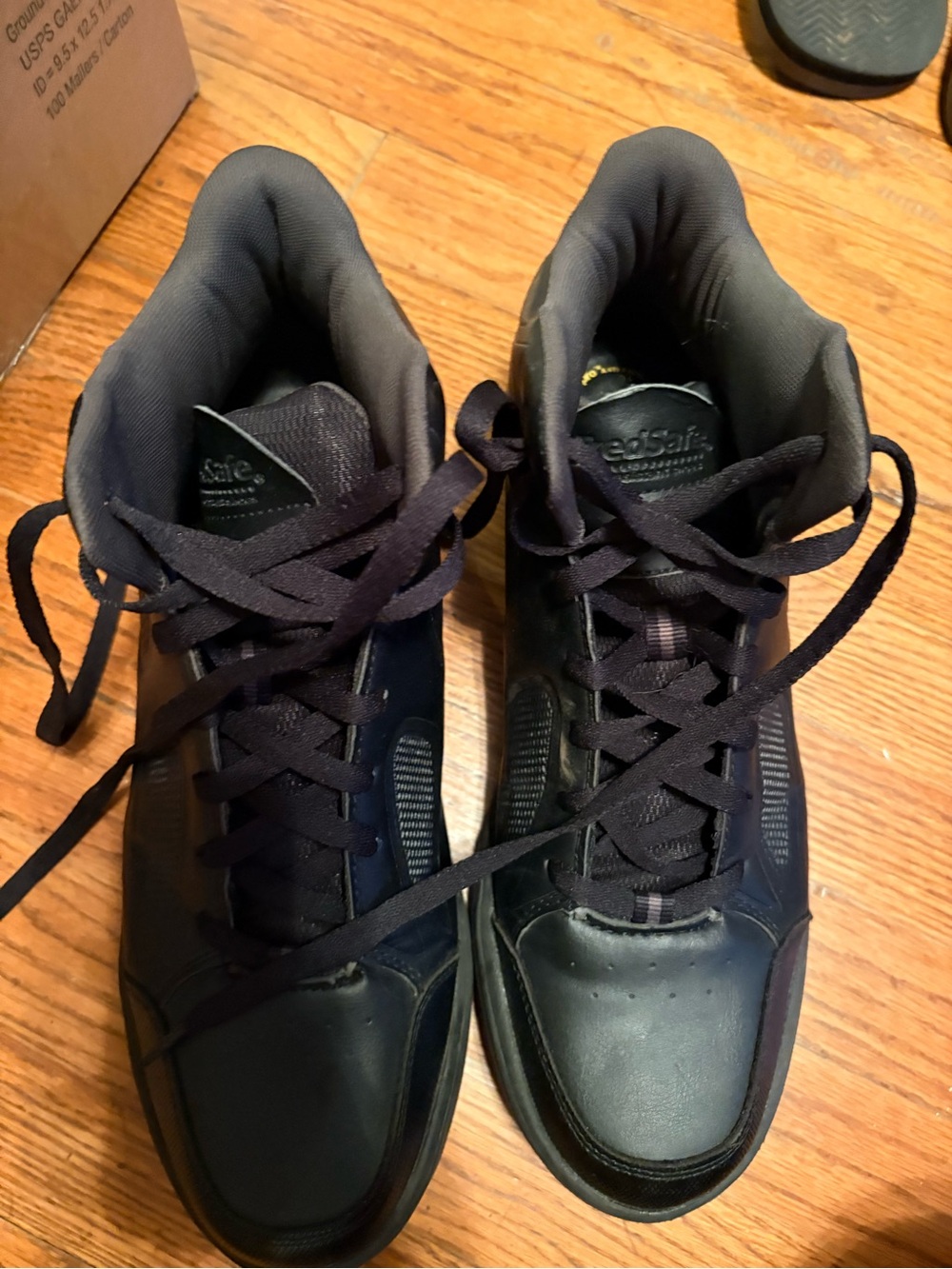 Reebok Men's Navy High-Top Athletic Shoes